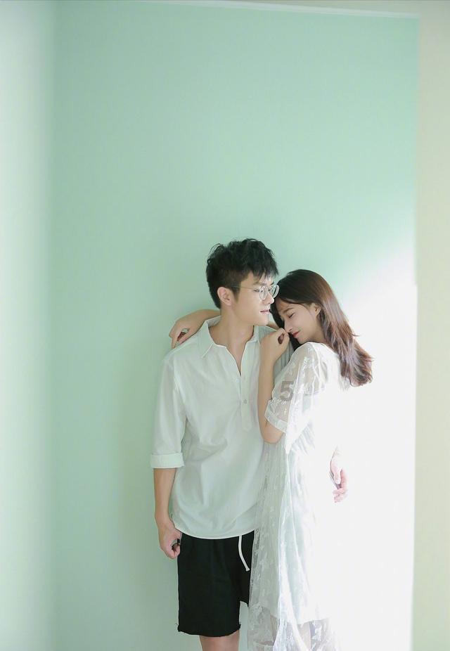 跳动的旋转球
