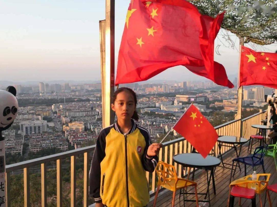 天津孩子自己设计的明信片来啦！