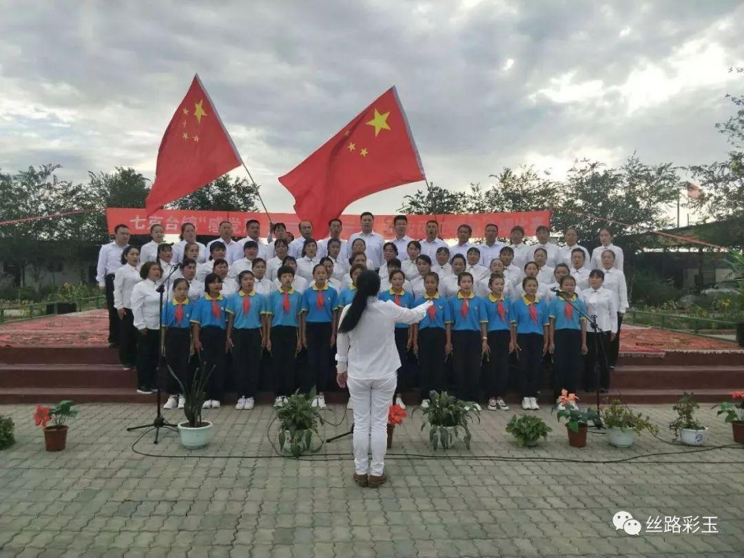 跟女生长期相处，应该聊什么啊？游戏画面