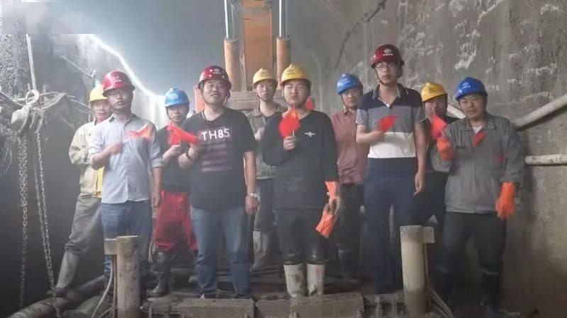 召唤神龙万宁版祖龙