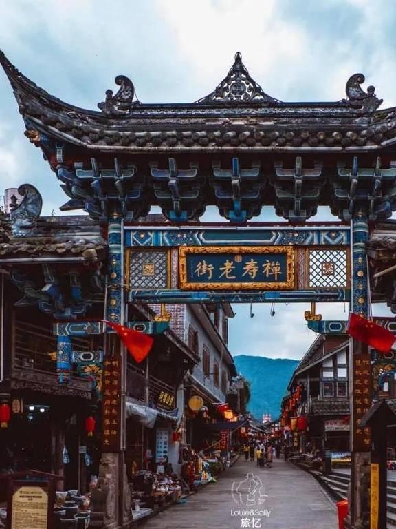 吴彦祖为老婆庆生，他们之间的感情如何？游戏画面
