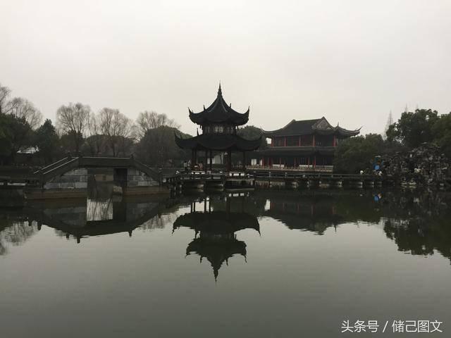 住青年旅社需要准备哪些物品？游戏画面